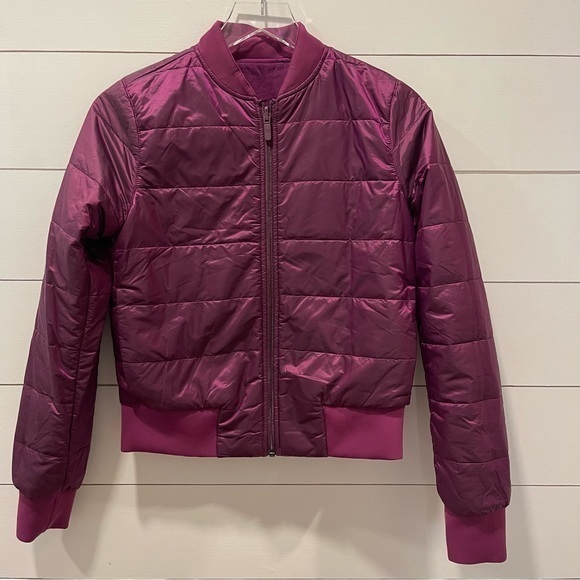 Lululemon Athletica Reversible Raspberry Bomber Jacket Womens size 4 - Picture 6 of 10